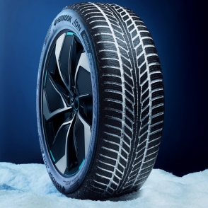 IW01A Winter iON i*cept SUV